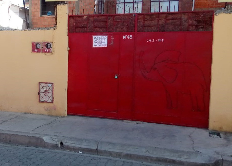 $2.300 5 ambientes · 200 m² Calle 30 B. N°48. Plan 112. Ciudad Satelite. El Alto. Bolivia